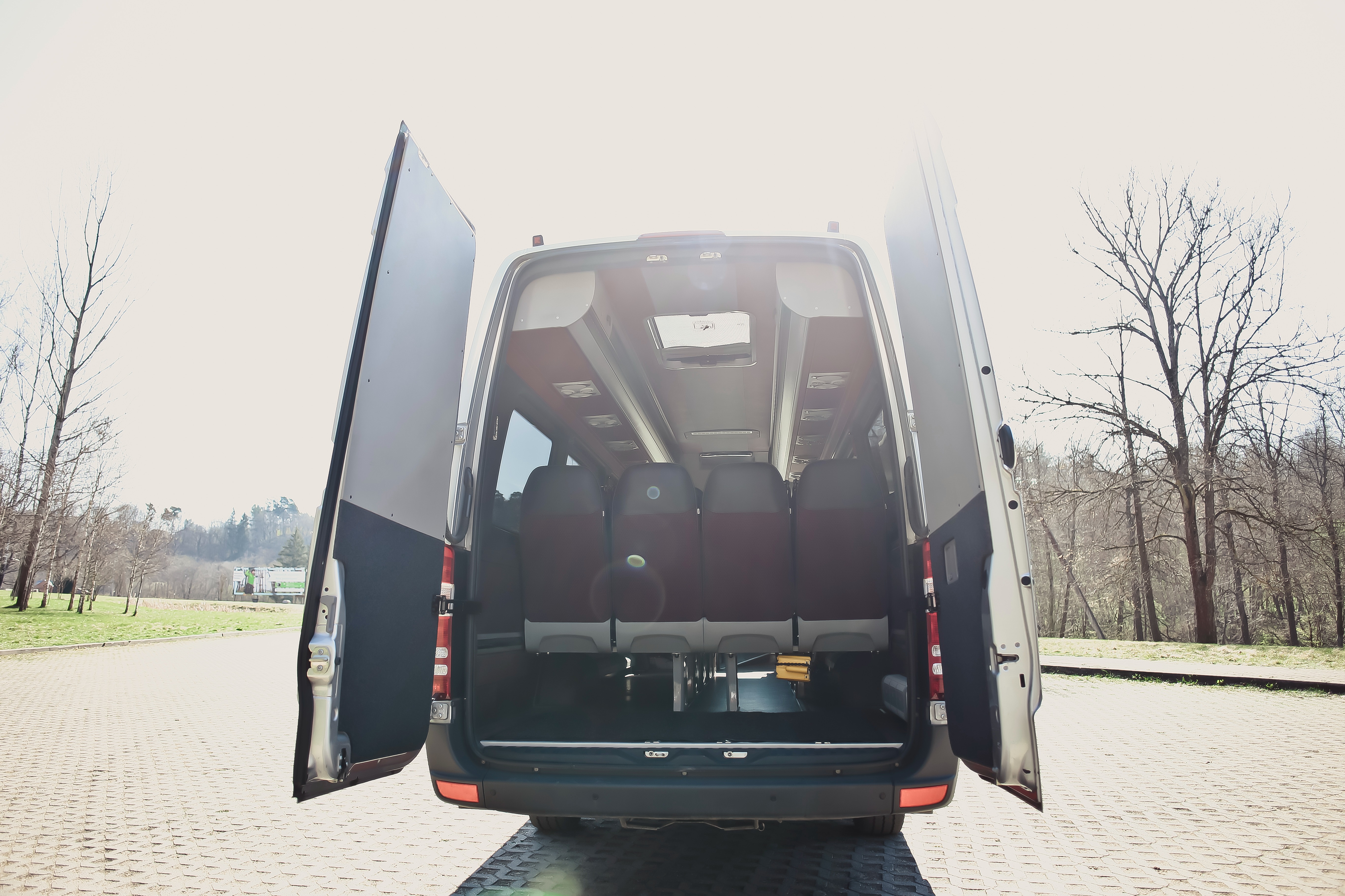 Mercedes-Benz Sprinter 319